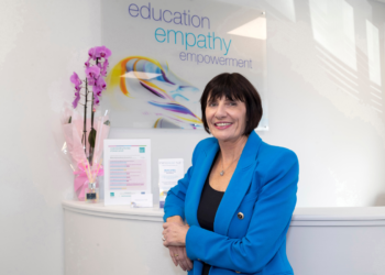 A new drug approved for the Irish market is set to help menopausal women beat debilitating hot flushes, experts say.