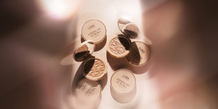 UNVEILING LUNA BY LISA AIRBRUSH AURORA