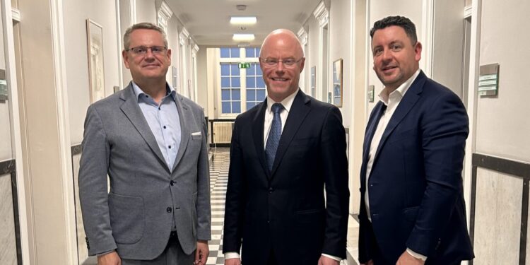 Minister for Health Stephen Donnelly met with Peter Goldschmidt, CEO of European medicines manufacturer STADA